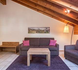 PAT OneBedroomNorth Living 27 S