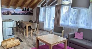 PAT 3BR PH Living 164123 2500