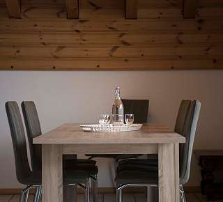 PAT 3BrPenthouse Bed P216 02